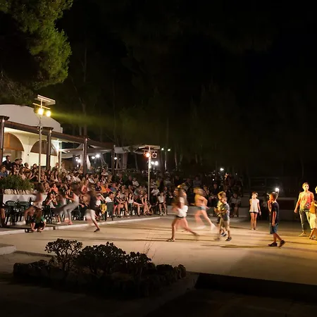 Kompleks wypoczynkowy Touring Club Italiano - Isole Tremiti