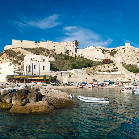 Touring Club Italiano - Isole Tremiti Kompleks wypoczynkowy 3*