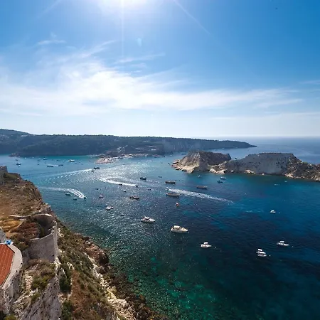 Kompleks wypoczynkowy Touring Club Italiano - Isole Tremiti 3*