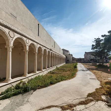 Touring Club Italiano - Isole Tremiti Kompleks wypoczynkowy Isla de San Domino