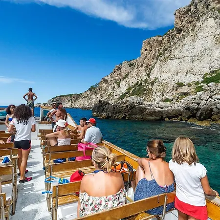 Kompleks wypoczynkowy Touring Club Italiano - Isole Tremiti 3*