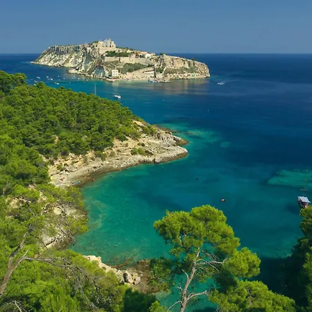 Kompleks wypoczynkowy Touring Club Italiano - Isole Tremiti Isla de San Domino